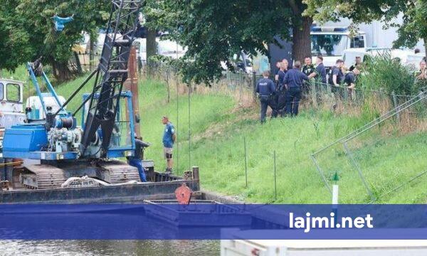 Alarm në Berlin  zbulohet në fundin e një kanali një bombë e Luftës së Dytë Botërore
