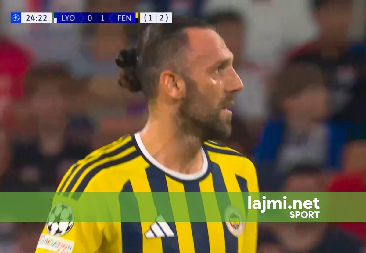 Çfarë super lojtari është Vedat Muriqi   shënon gol për Fenerbahcen ndaj Lyonit në playoff të Ligës së Kampionëve