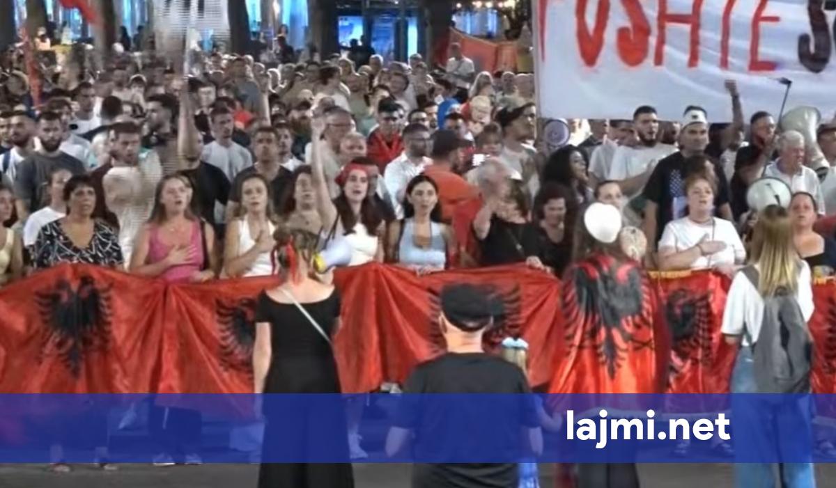  Shqipëria kërkon revolucion   mbahet protesta e 88 të në Tiranë