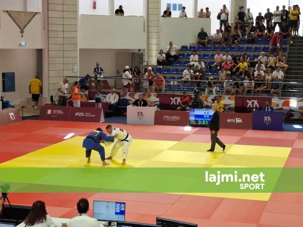 Edhe një fitore në Taranto  Akil Gjakova kalon në çerekfinale