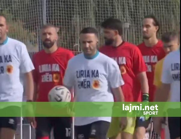 Futbollistët e Drenicës dhe Ballkanit hyjnë në fushë me maicat  Liria Ka Emër 