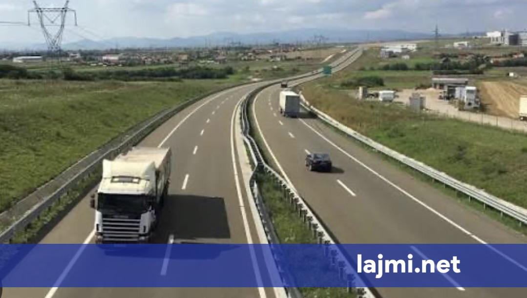 Nuk ka kufizime për kamionët mbi 20 tonë gjatë ditës së sotme