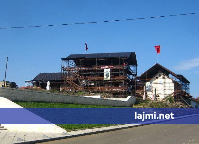 Këta janë 35 të pandehurit për krime lufte ndaj Jasharëve në Prekaz