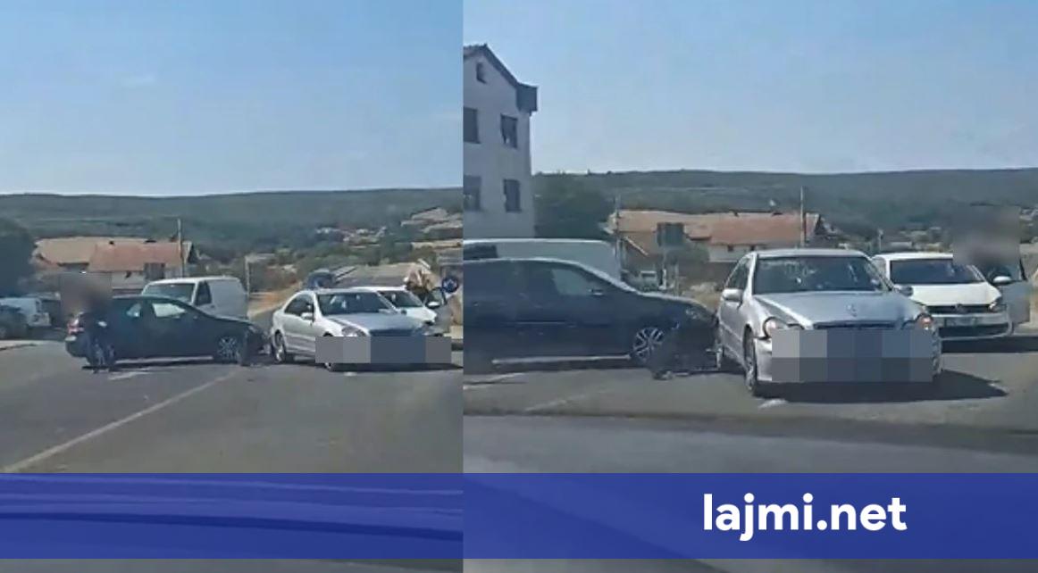 Aksident në Arllat  përfshihen tri vetura