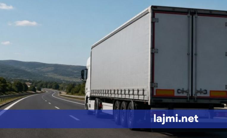 Nesër nuk kufizohet qarkullimi i kamionëve mbi 20 tonë në autostradë