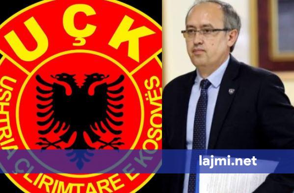 Marshi për Liri  Avdullah Hoti poston emblemën e UÇK së