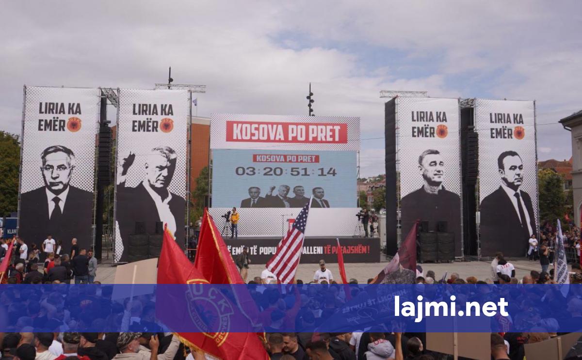 Reagon Qeveria  Mirënjohje për mijëra qytetarë pjesëmarrës në  Marshin për Liri   vlerësojmë organizmin dhe sjelljen paqësore e paraqitjen dinjitoze
