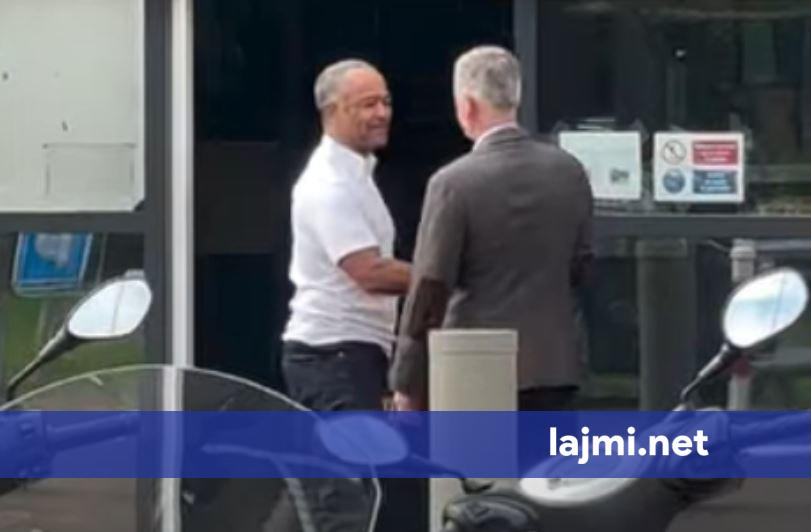 pamje-nga-haga-avokati-prosper-dhe-collaku-ne-disponim-te-mire-para-vizites-te-hashim-thaci