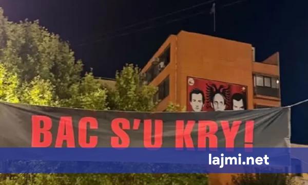 Nata e 15 e protestës  vendoset mbishkrimi  Bac s u kry  në mbështetje të ish krerëve të UÇK së