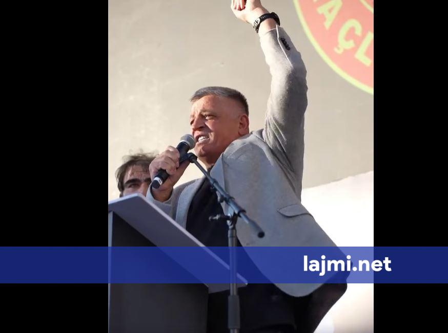  Hyra me dhunë në skenë  turp edhe për Hysni Gucatin  Nasim Haradinaj thotë nga OVL UÇK dhe organizatorët s po e lejojnë të flas