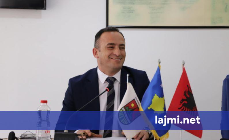 kryetari-i-obiliqit-thote-se-u-kercenua-me-jete-ish-drejtori-i-inspeksionit-mohon-akuzat