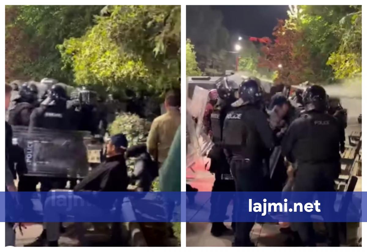 Fillimisht e shtyjnë dhe e hedhin përtoke  më pas e godasin e i hedhin spreh   Pamje nga sjellja e Policisë me një protestues