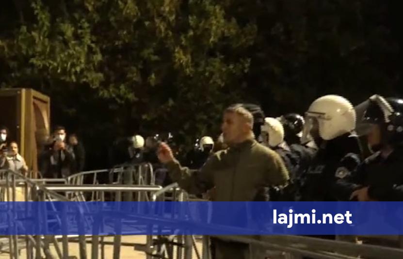 Komandanti i Policisë protestuesve  Nuk tolerojmë njerëz me maska