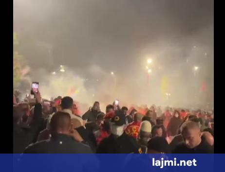 Nisin të shpërndahen protestuesit në Prishtinë