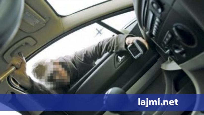 Thyhet xhami i një veture në Prizren  qytetarit i vidhet çanta  stoli ari dhe 1000 euro