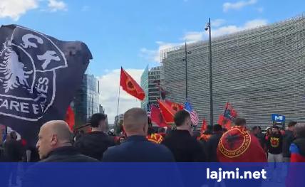 Nis protesta në Bruksel  kërkohet drejtësi për çlirimtarët
