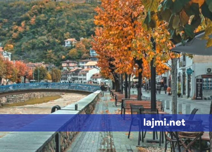 Totaj i reagon Daçiqit  Prizreni mbetet kryeqyteti kulturor dhe historik ku valëviten flamujt e jetës reale