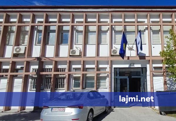 gjilan-arrestohet-nje-person-pasi-ofendoi-policet-ne-gjilan-dy-zyrtaret-lendohen-gjate-arrestimit