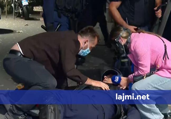 Lëndohet polici në protestë   protestuesit nuk ndalen  sulmojnë me gurë