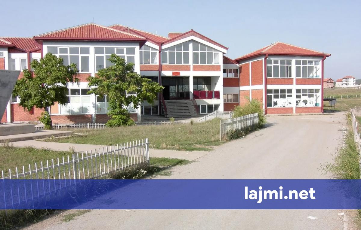 Tensionet në Shqipëri  shtyhet ekskursioni i maturantëve të Drenasit