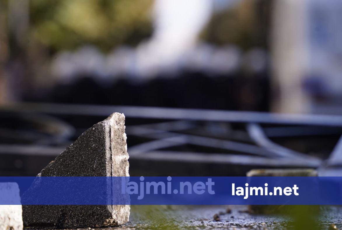 Tiranë  310 të lënduar nga protestat brenda një jave  mes tyre policë  protestues e kalimtarë