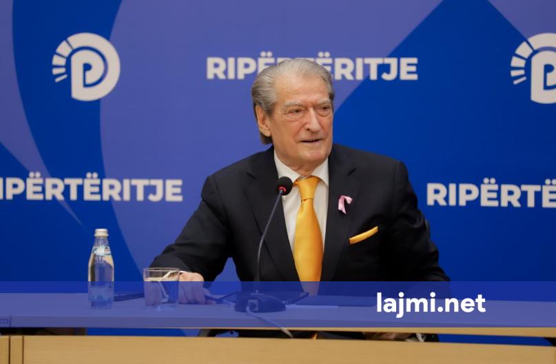 Berisha  Nuk ka asnjë element të ANTIFA s në protestë  lëvizja është kundër vjedhjeve të Ramës