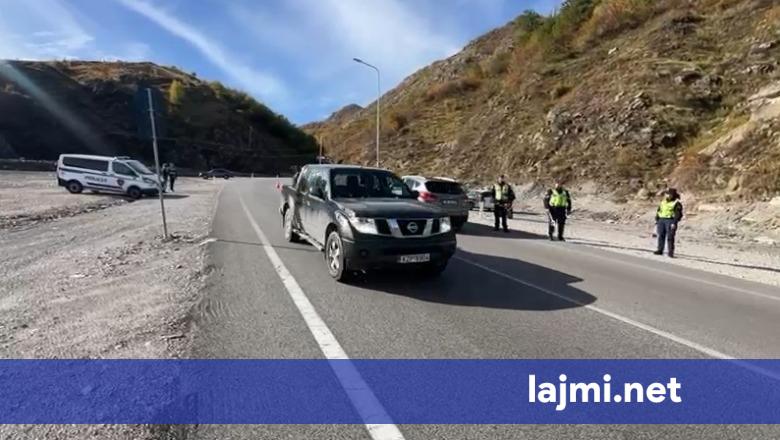  Askush nuk kalon pa u kontrolluar    Policia blindon Rrugën e Arbrit
