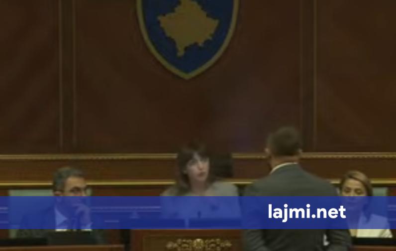 Përplasje mes Haxhiut dhe Lushtakut në Kuvend  kryeparlamentarja ia kujton akuzat dhe incidentin e kaluar
