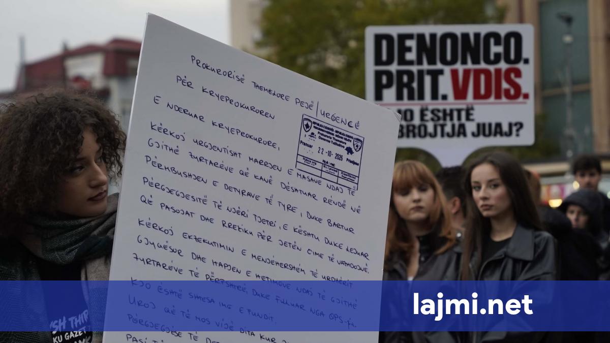  Gjumi s ka me iu nxanë  flaka ka me iu dalë  Protestohet në Prishtinë  kërkohet drejtësi pas rastit të Arlinda Zekaj