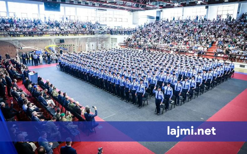 SKANDALOZE  Nuk iu sigurohen uniformat  kadetët e Policisë nuk diplomojnë nesër siç ishte e caktuar