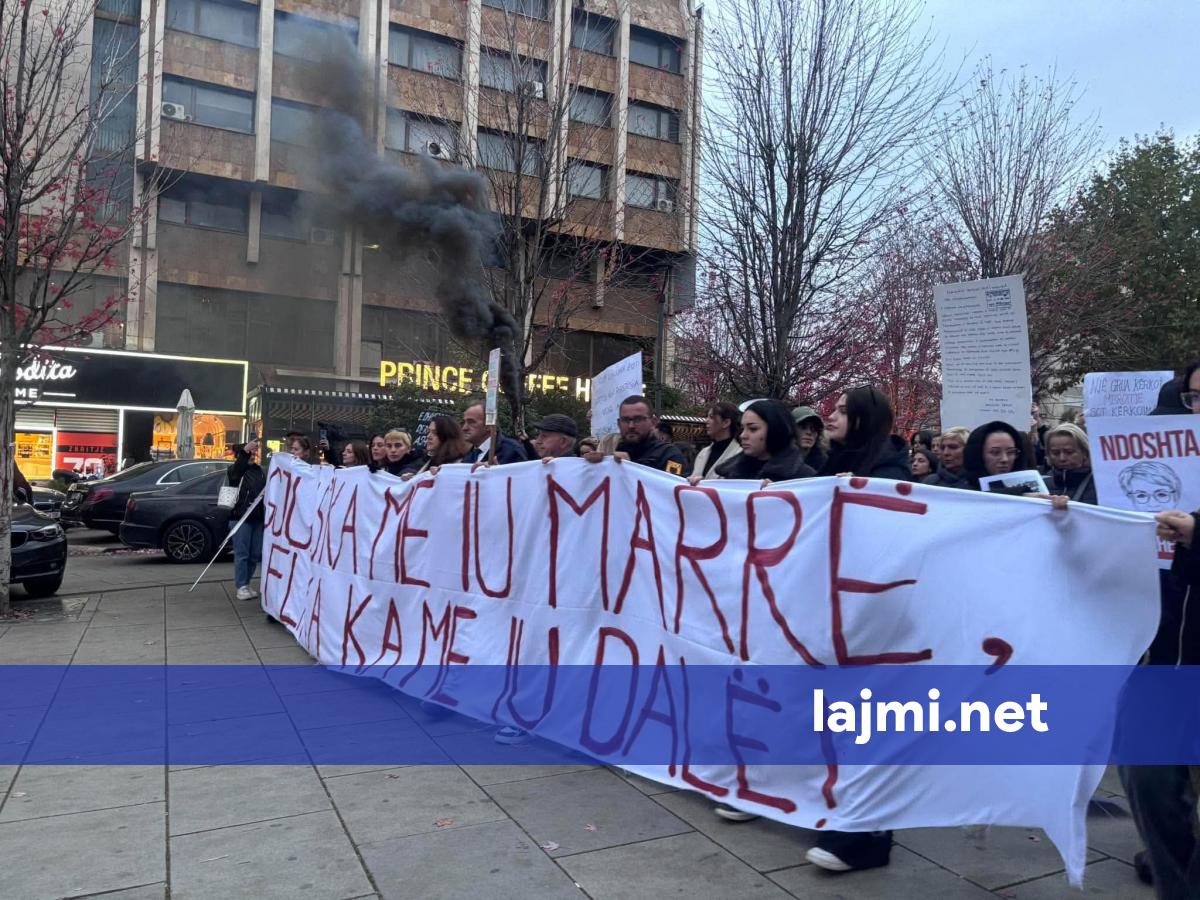 Dita e dytë e protestës kundër vrasjes së grave në Prishtinë  qytetarët kërkojnë drejtësi dhe llogaridhënie