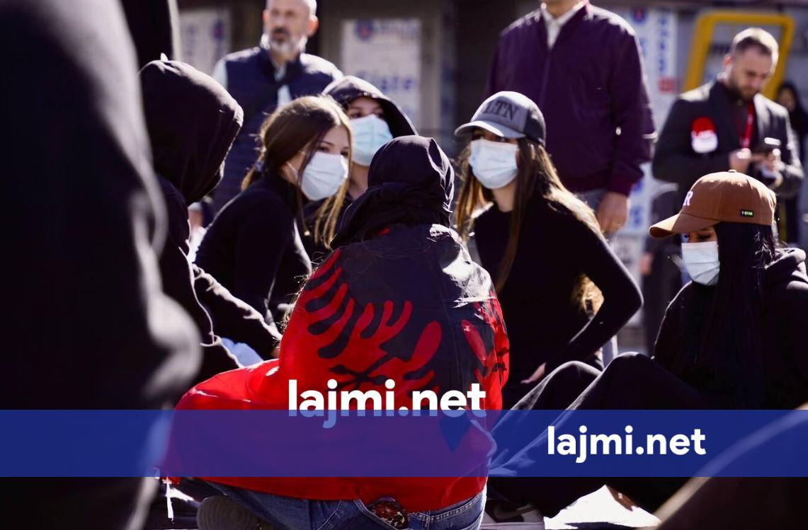 347 persona të lënduar nga protestat në Tiranë